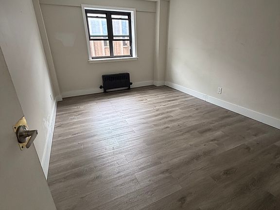 3rd image of 108 Washington St #9A