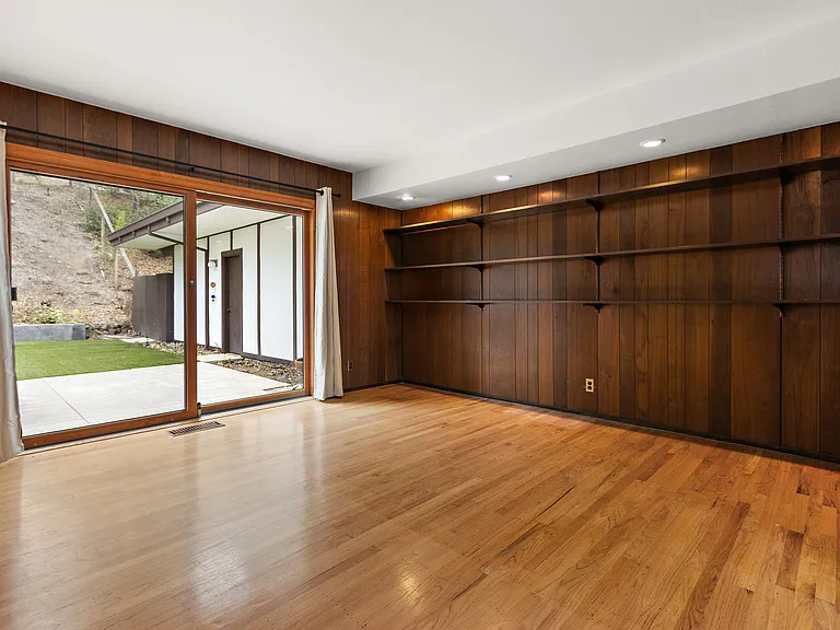 20 Richelle Ct — Photo 25