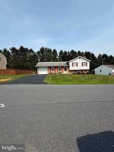 130 Holly Dr, Mechanicsburg, PA, 17055