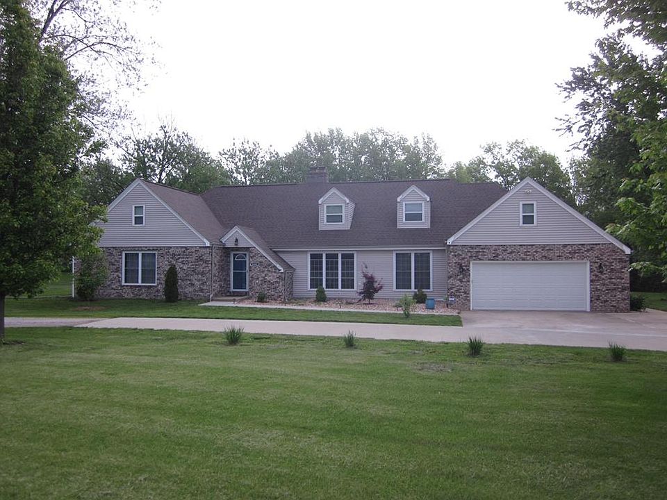 1st image of 1603 S Halliburton St