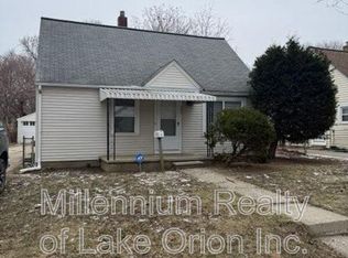 695 1st Ave, Pontiac, MI 48340