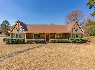 6801 Ellis Dr, Columbus, GA 31904