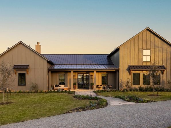 114 Turney Trce, Round Top, TX 78954