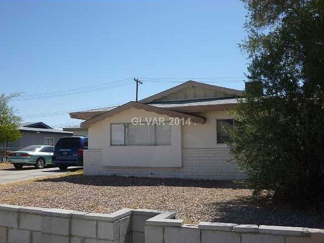 1st image of 1904 Luning Dr