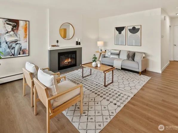 2012 Waverly Place N #5, Seattle, WA 98109