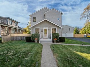 104 Howland Ave, Jamestown, RI 02835