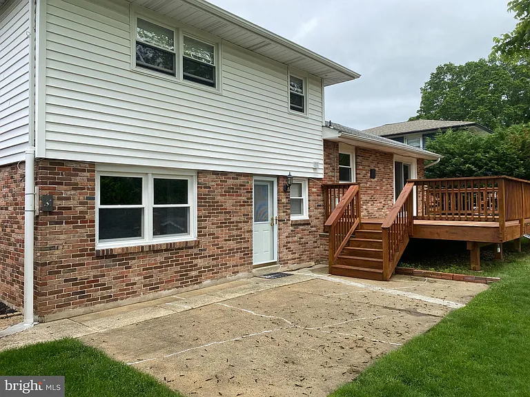 2721 Burnley Rd — Photo 24