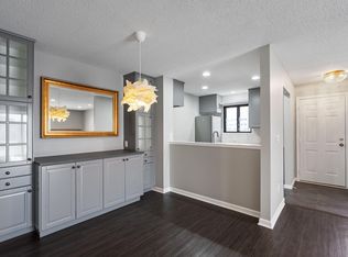 445 Shelard Pkwy UNIT 104, Saint Louis Park, MN 55426