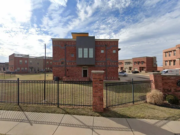 473 S Fretz Ave #473, Edmond, OK 73003