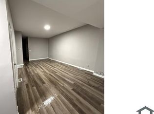 6835 S Carpenter St, Chicago, IL 60621