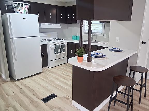 2nd image of 54 Deerwood Park