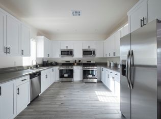 1712 W Jefferson Blvd, Los Angeles, CA 90018