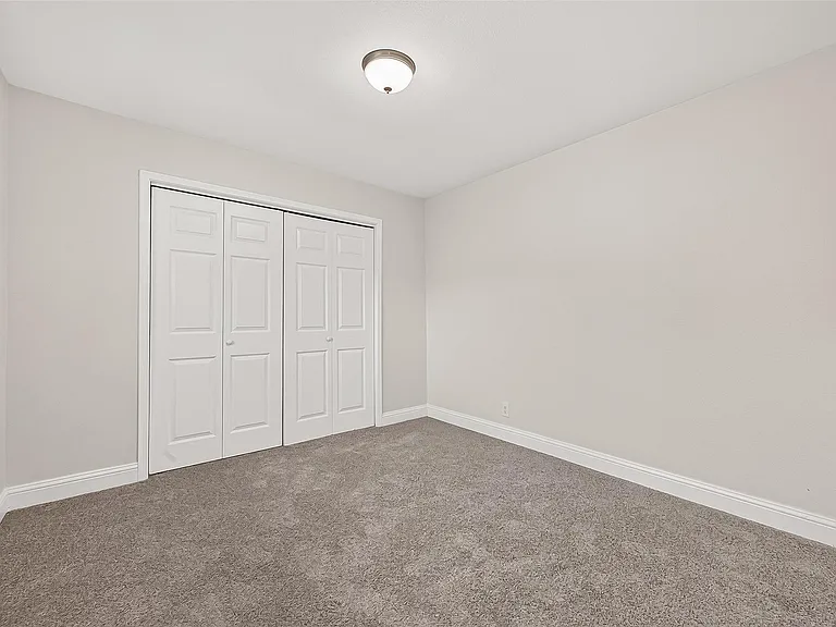 509 Southern Oaks Dr — Photo 24