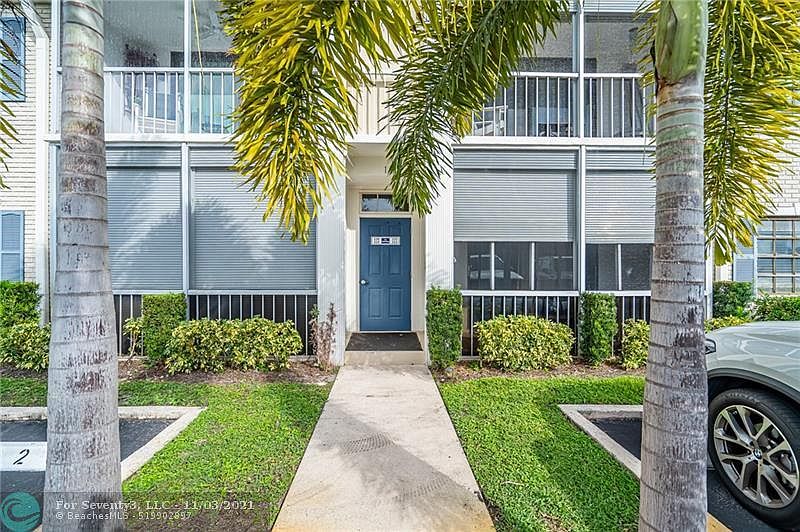 1st image of 110 Cypress Club Dr APT 113