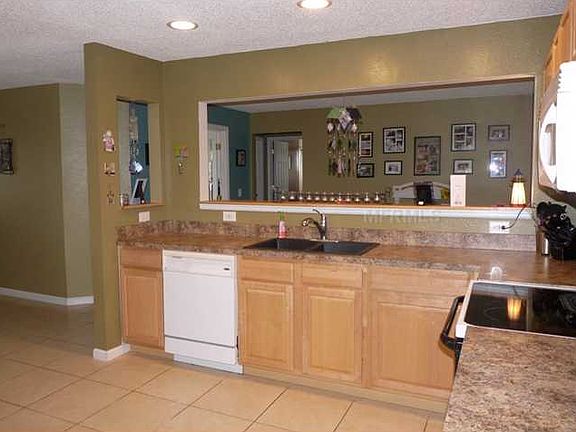 5th image of 1803 Driftwood Cir S