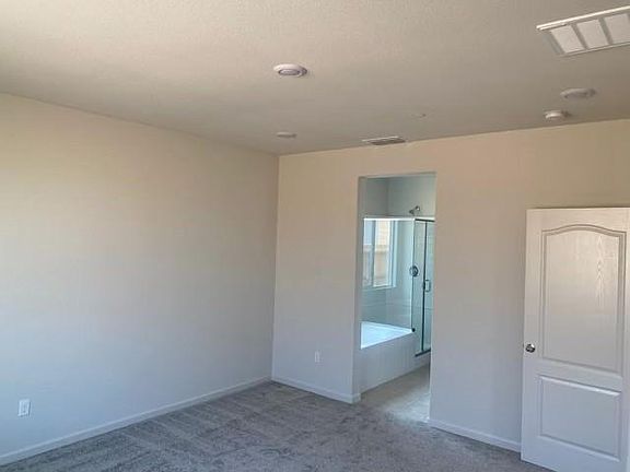 4th image of 1462 Dorrington Ln