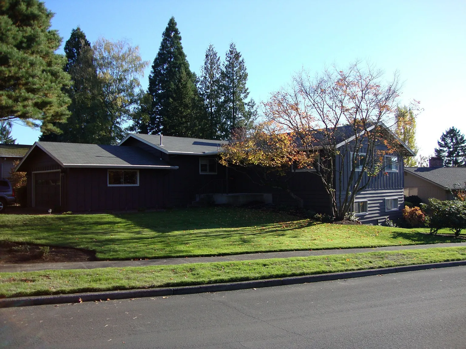 10680 SW Wedgewood St photo 1