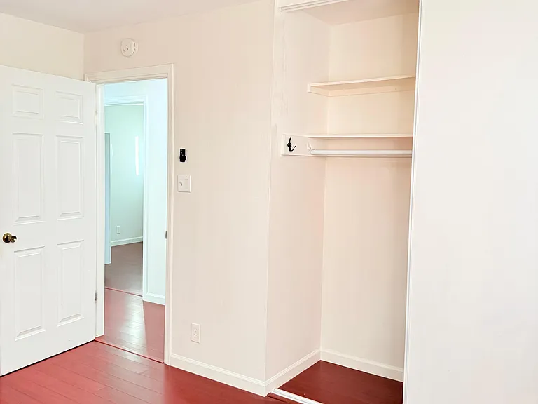 4613 Hampshire Way — Photo 37
