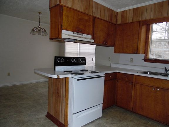 3rd image of 299 Mesa Trl