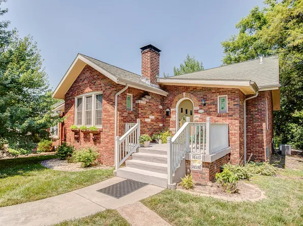 21 S 85th St, Belleville, IL 62223