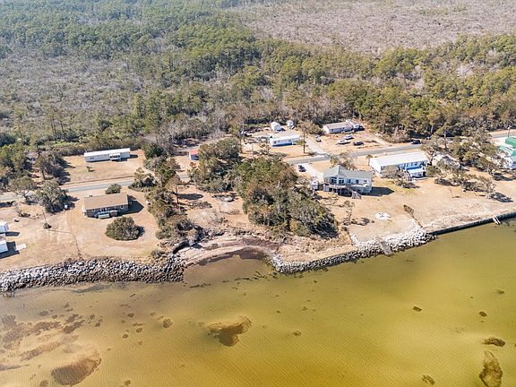 3rd image of 429 Lola Road