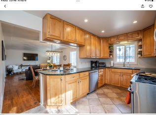 2712 Palomas Dr NE, Albuquerque, NM 87110