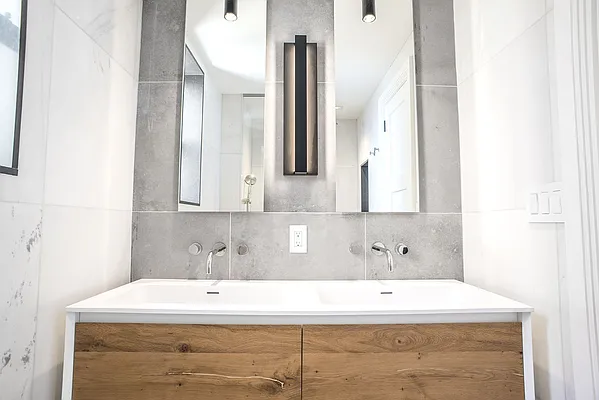 Sold by Argent Advisors LLC | media 5