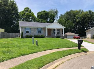 3202 Pine Forest Ct, Louisville, KY 40272