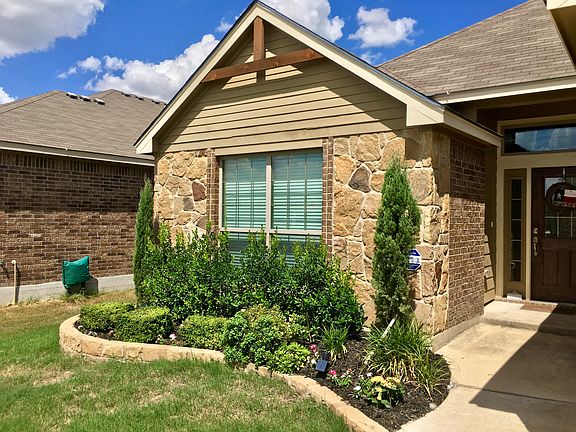 3rd image of 6035 Fair Hill Dr