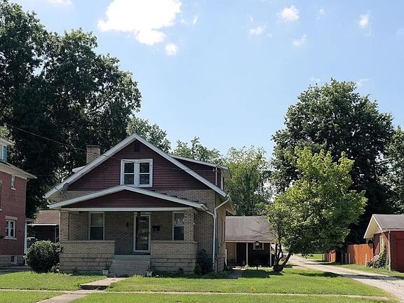 2nd image of 2105 Park Ave