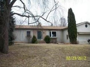 16880 Waterloo Rd, Chelsea, MI 48118