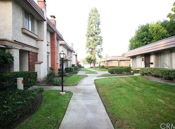 4th image of 12811 Newhope St