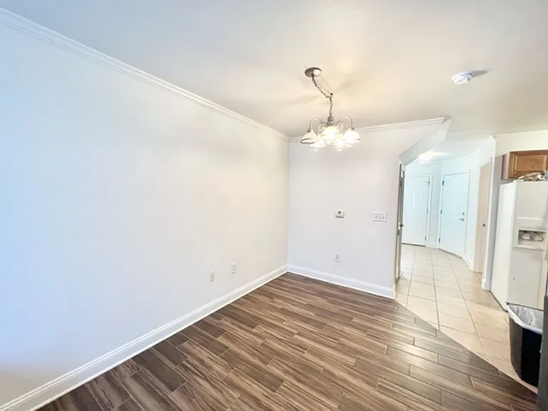 703 Majestic Dr — Photo 3