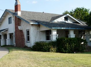 302 W Summit St, Miami, TX 79059