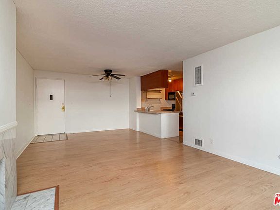 3rd image of 6605 Green Valley Cir Unit 113