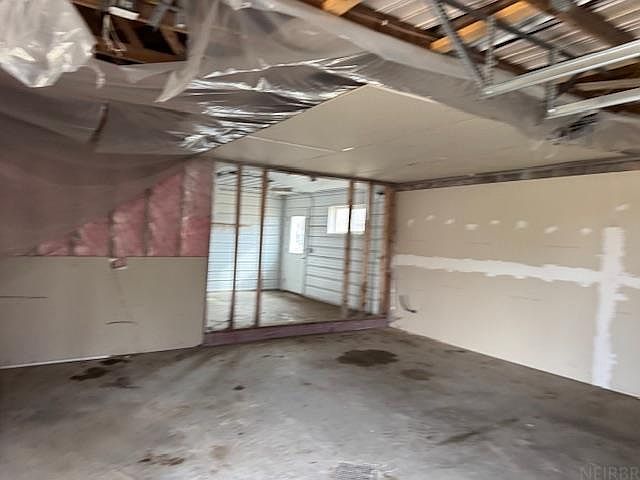 25th image of 1671 468th St