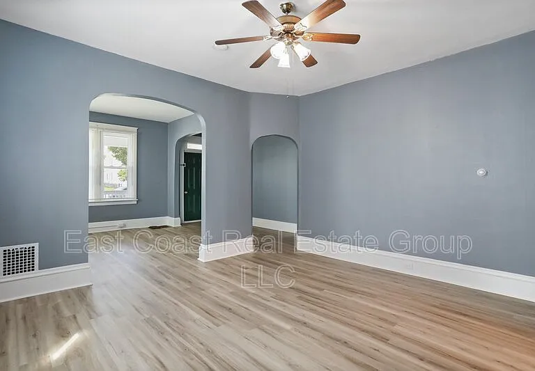 39 W Wilson Blvd — Photo 10