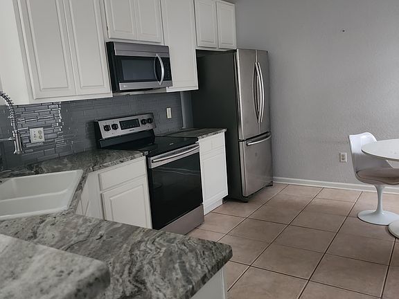 3rd image of 6462 Cantua Ln #1