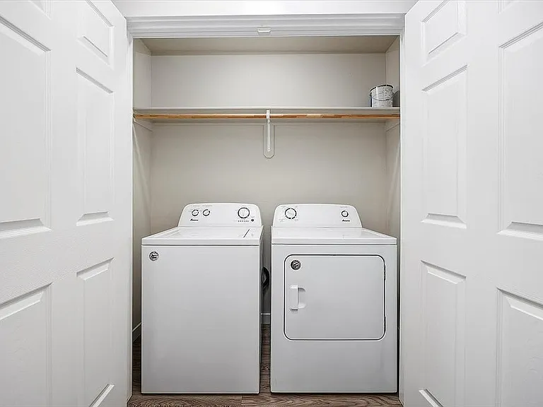 27-Laundry Area