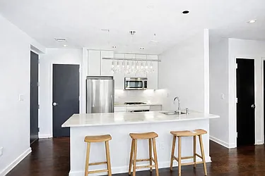 180 Woodpoint Road, #1R