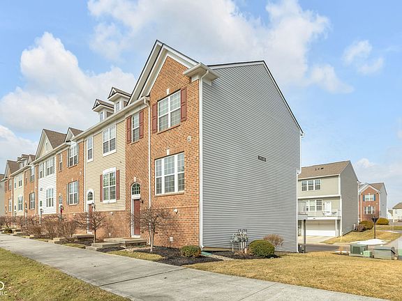 2nd image of 14029 Wimbleton Way