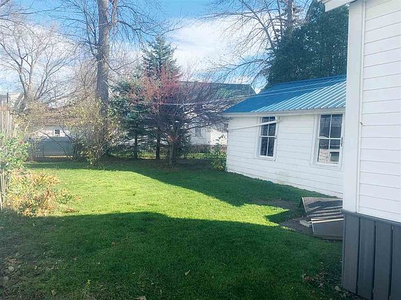 4th image of 242 Prospect Ave