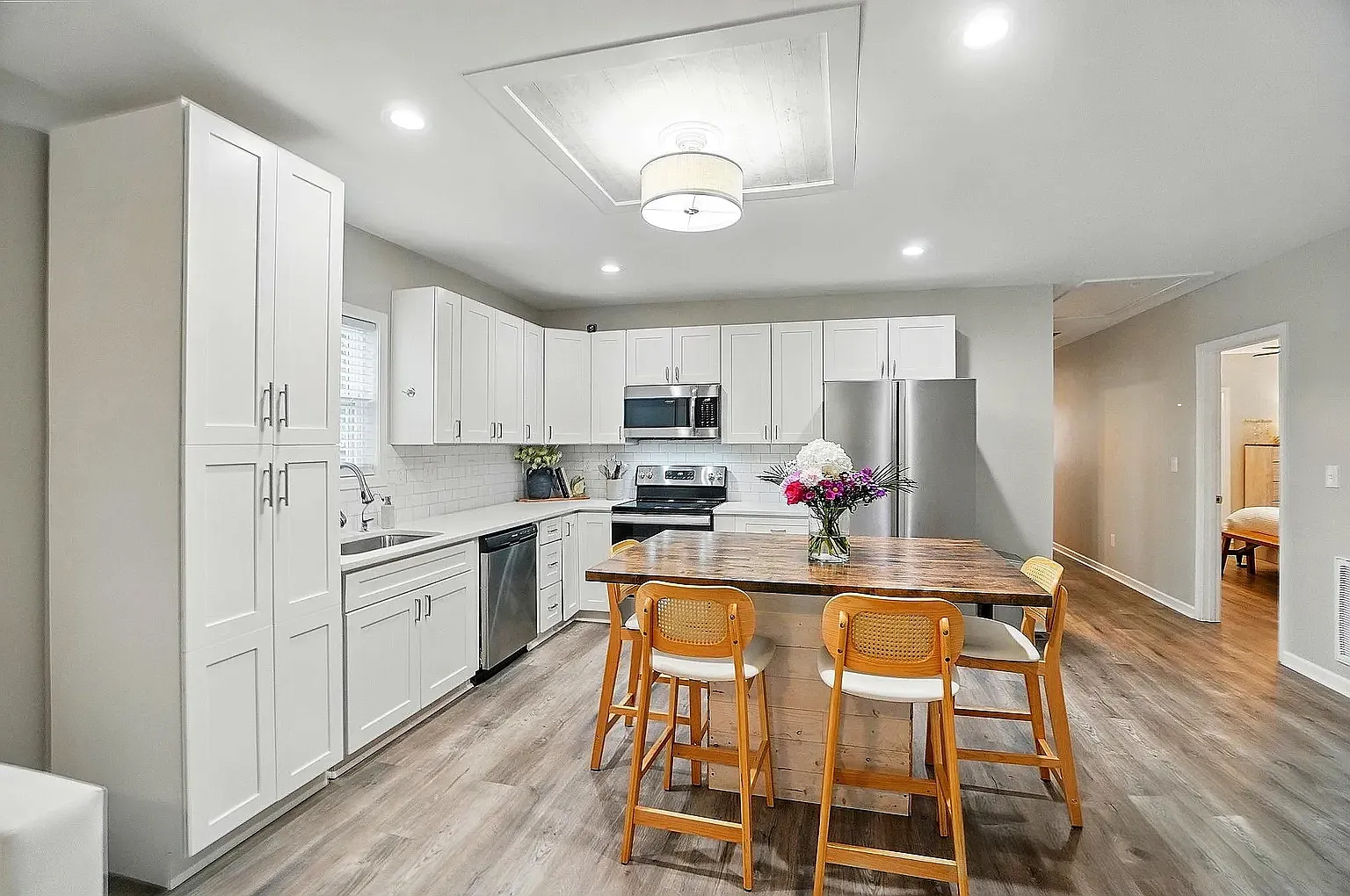 118 Globe St — Photo 3