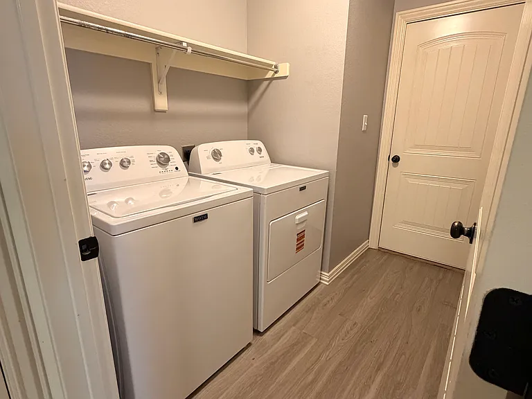 1119 Springhill Rd #A — Photo 8