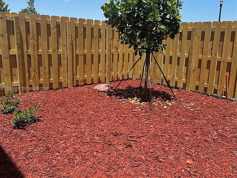 1340 NE 3rd Ave #1340 — Photo 24