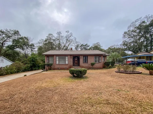 108 E Register Ave, Geneva, AL 36340
