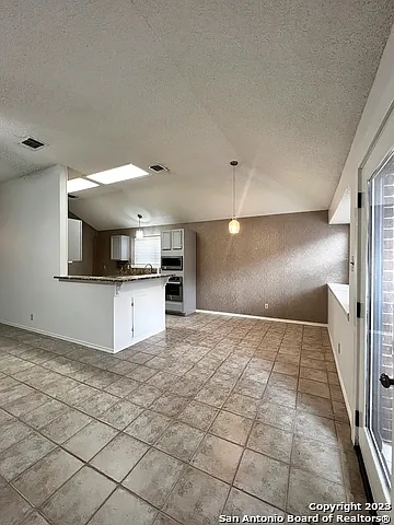 5758 Cedar Cv — Photo 11