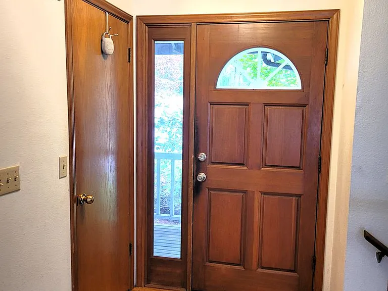 3320 Allen Ave — Photo 4