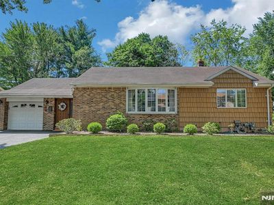86 Willowbrook Court, Paramus, NJ, 07652