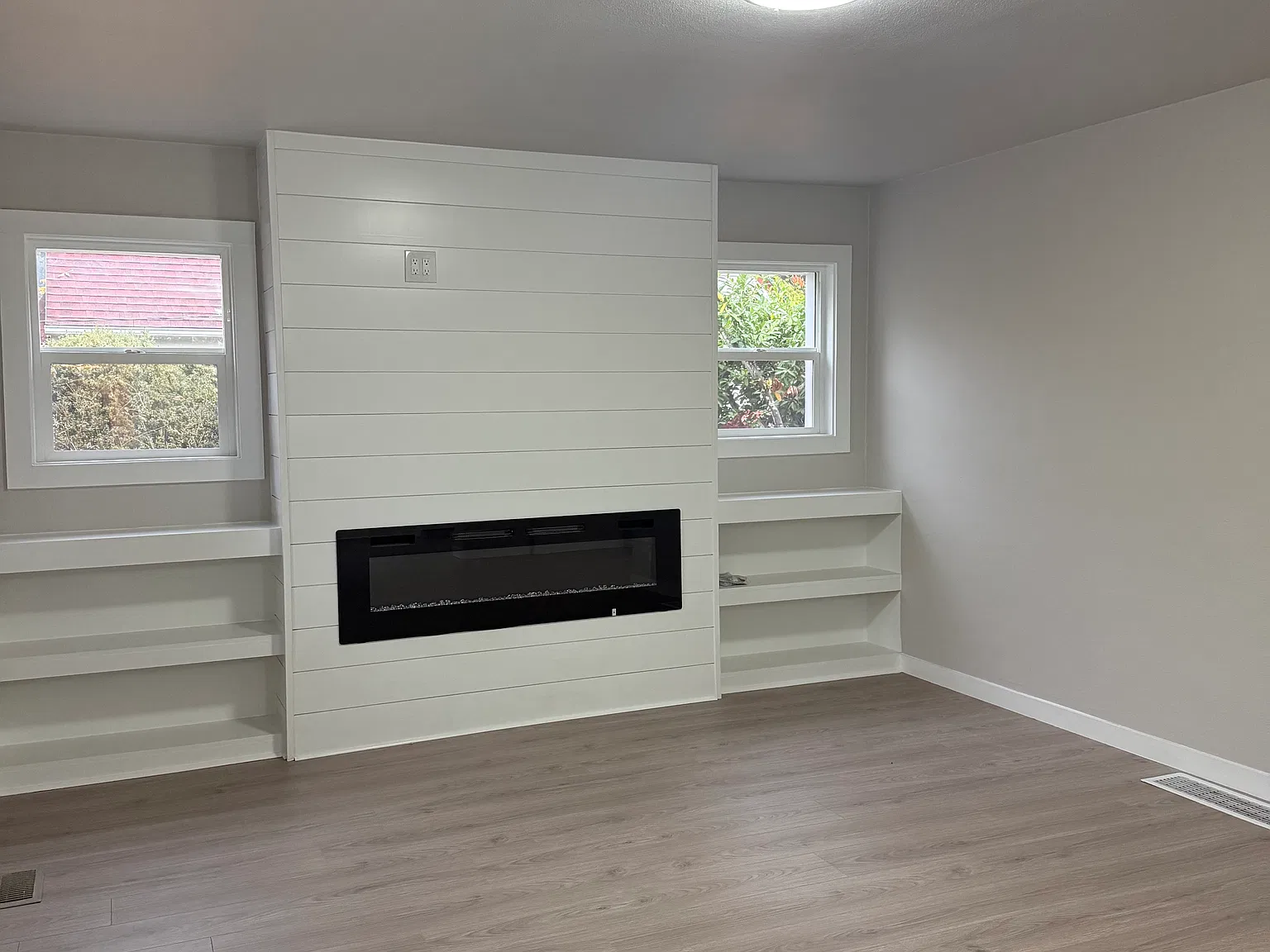 3 bed, 2849 sqft, $2,850 — Photo 2